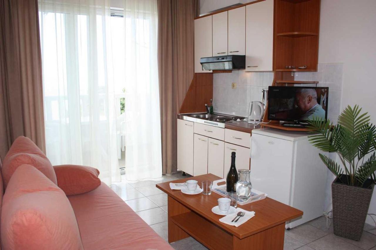 Villa Dvor Apartments Omiš Esterno foto